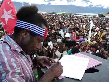 West-Papuans-signing