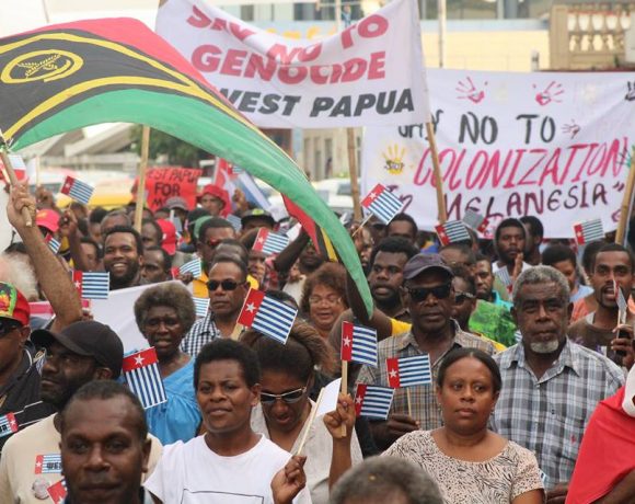 Free-West-Papua-protest-in-Vanuatu-April-28th-2016-5