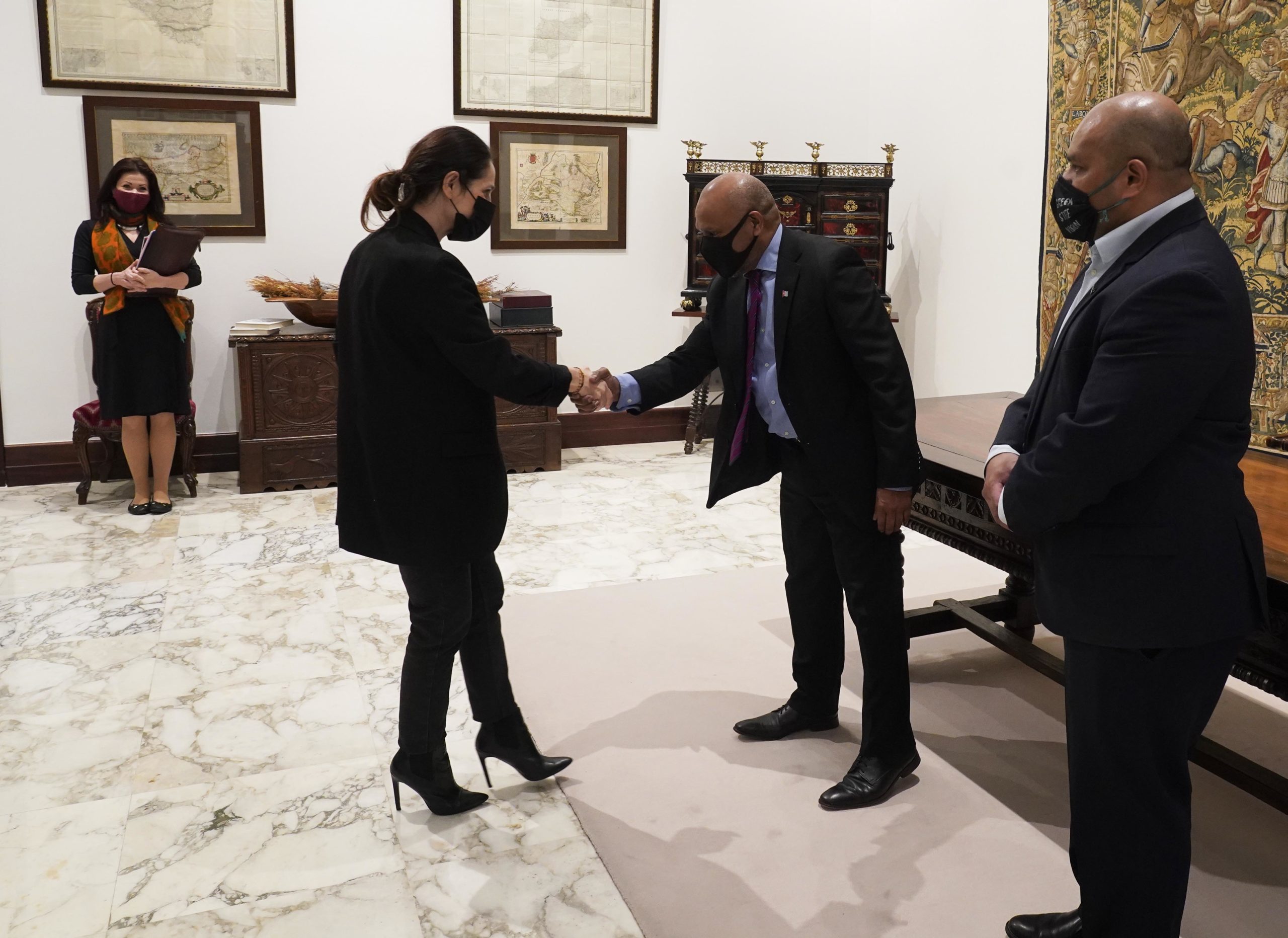 IP Wenda and Head of EU Mission being welcomed by President of the Basque Parliament, Bakartxo Tejeria Otermin